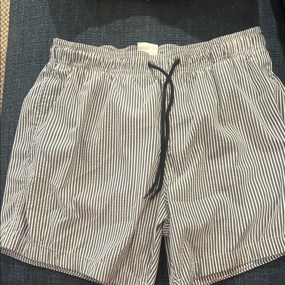 H&M Seersucker Navy and White Striped Shorts